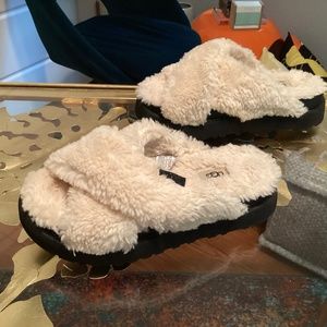 Ugg Slides
